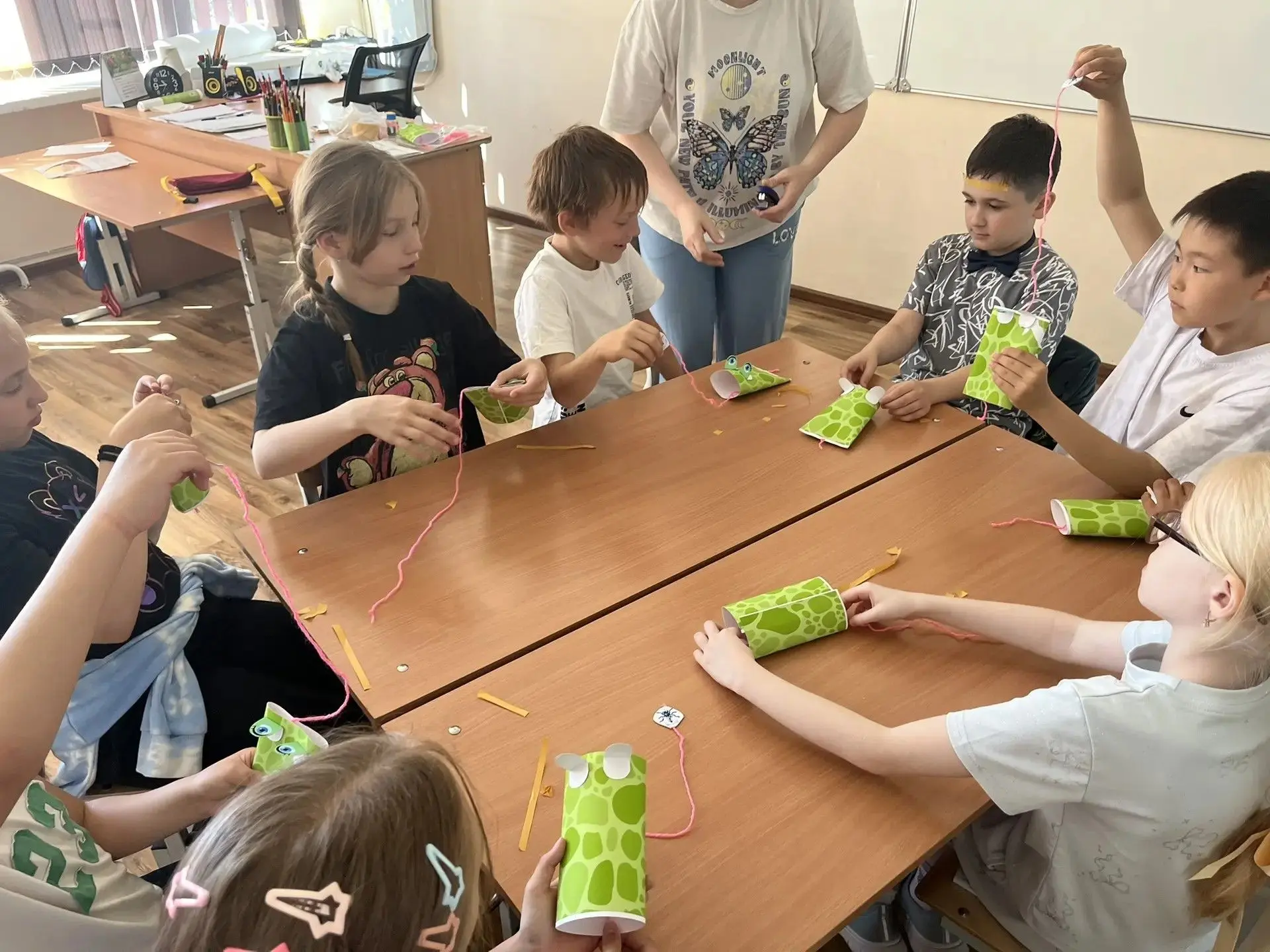 Сколько же красоты, креатива и улыбок было в нашем лагере!💯✨️ 
В понедельник в нашем лагере прошел 