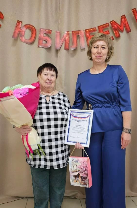 В ОГБУСО «Шебертинский ДСО» сегодня царит особая атмосфера – здесь чествуют Валентину Дмитриевну Бов