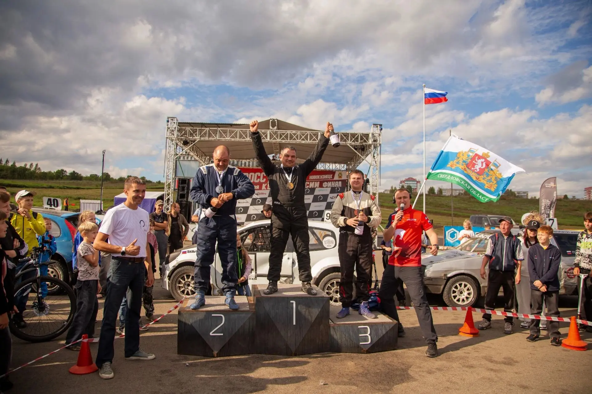 🏁 Финал Кубка России по автокроссу: жаркие баталии в Новокузнецке!