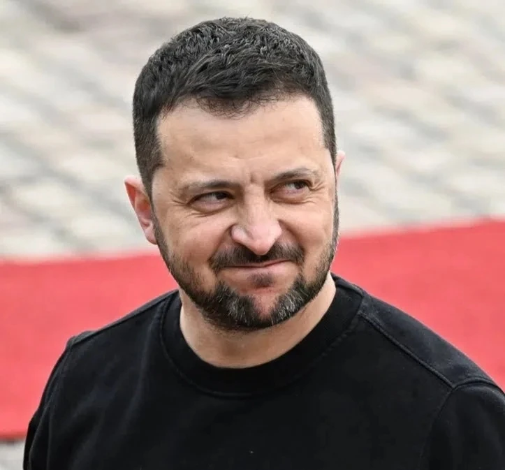 ⚡️ Украина вводит дальнобойные санкции» — Зеленский прокомментировал удары по России

Президент Укра