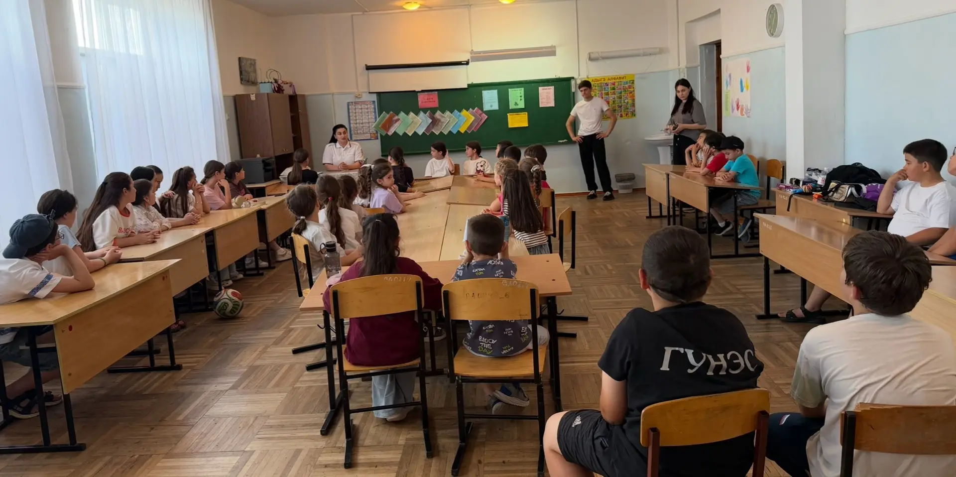Госавтоинспекция города Адыгейска провела профилактическую беседу с учащимися школ