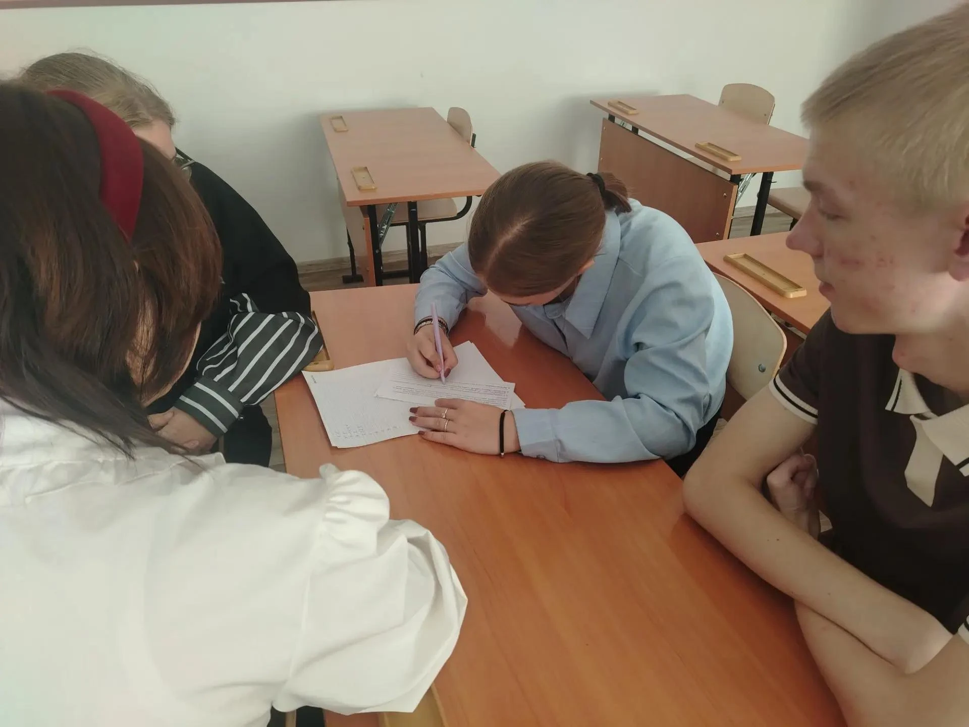 В МБОУ «Семеновская СОШ» прошло тематическое профориентационное занятие  в 10 классе "Р...