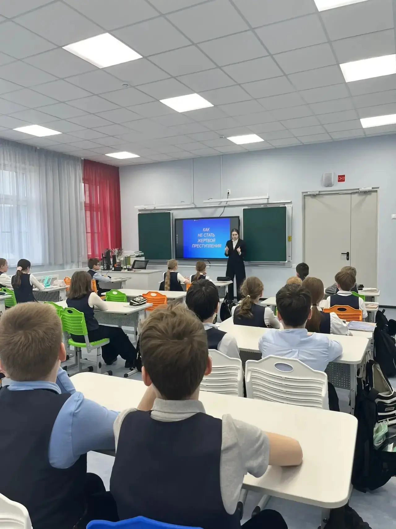Полезные встречи 👋  Юные железнодорожники стали участниками двух серьёзных и полезных встреч. Говори
