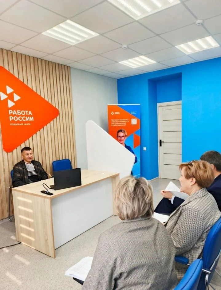 Своё дело на родной земле!

Ильдар Минушев - участник специальной военной операции, служил в башкирс