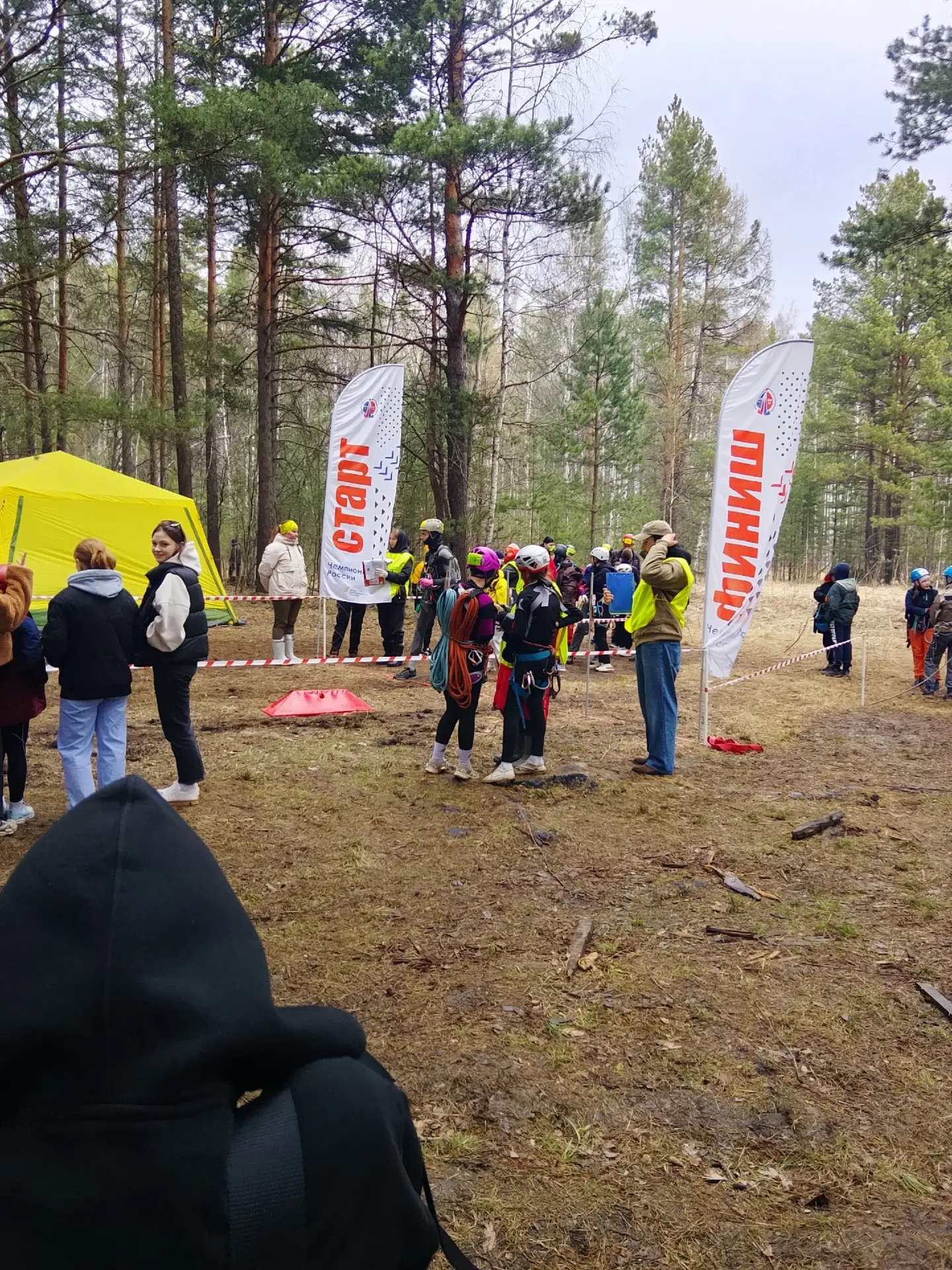 📅 В эти выходные прошли соревнования по спортивному туризму на пеших дистанциях «Кубок УрФУ» в район