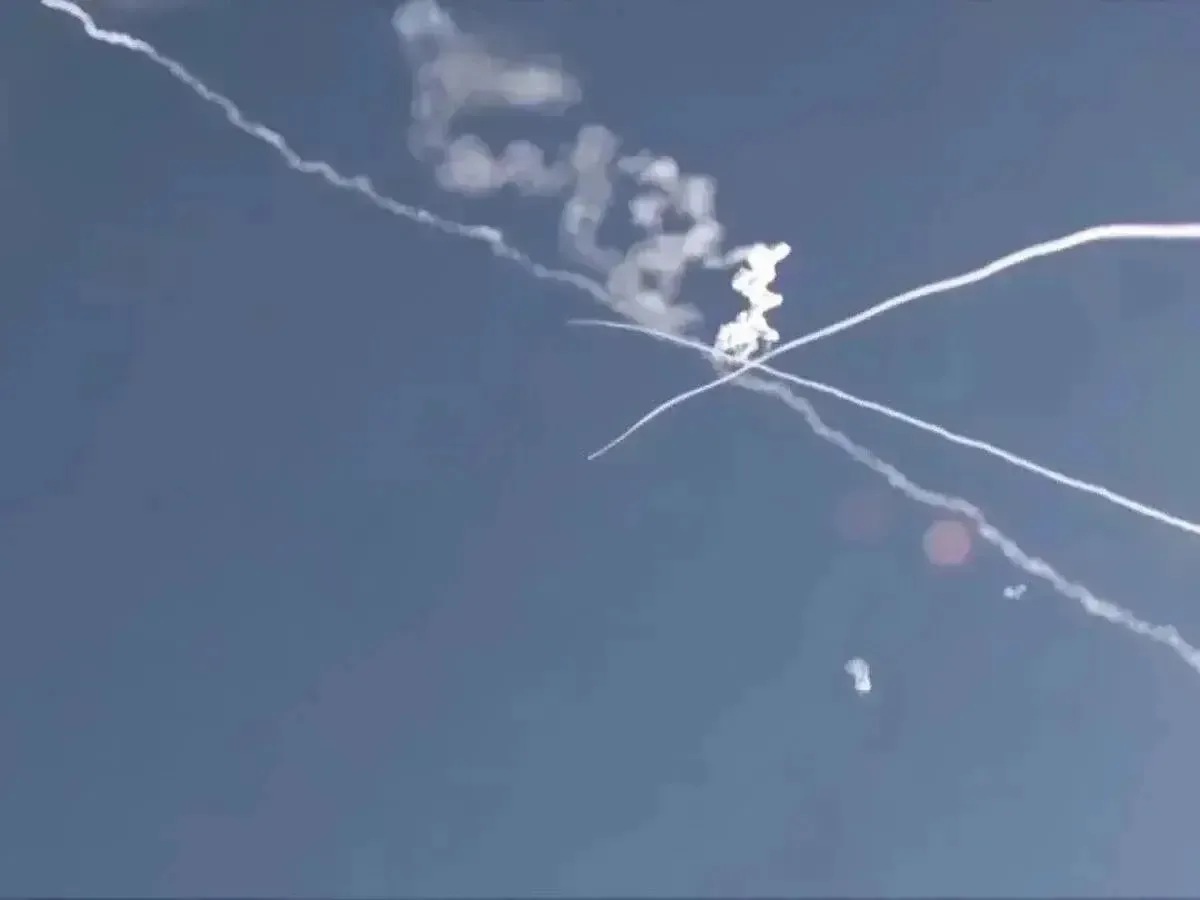 Министерство обороны РФ сообщает, что в течение прошедшей ночи дежурными силами ПВО был...