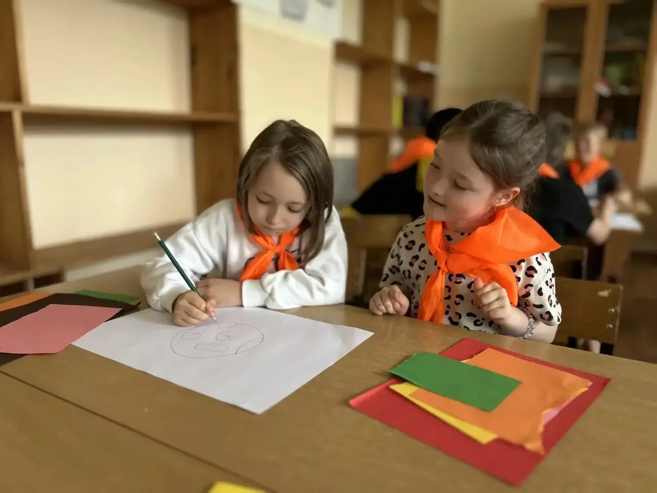__День зеленой планеты__
В лагере дневного пребывания детей «Светлячок» для воспитанников было прове