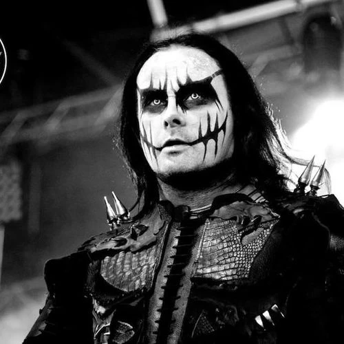 25 июля 1973 года родился Dani Filth (Daniel Lloyd Davey) - основатель и бессменный вокалист Cradle 