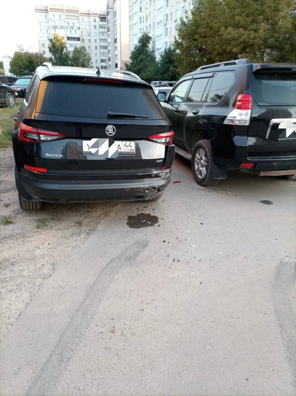 В 05:47 стал свидетелем как какой-то ненормальный , на серебристой Приоре на скорости в...