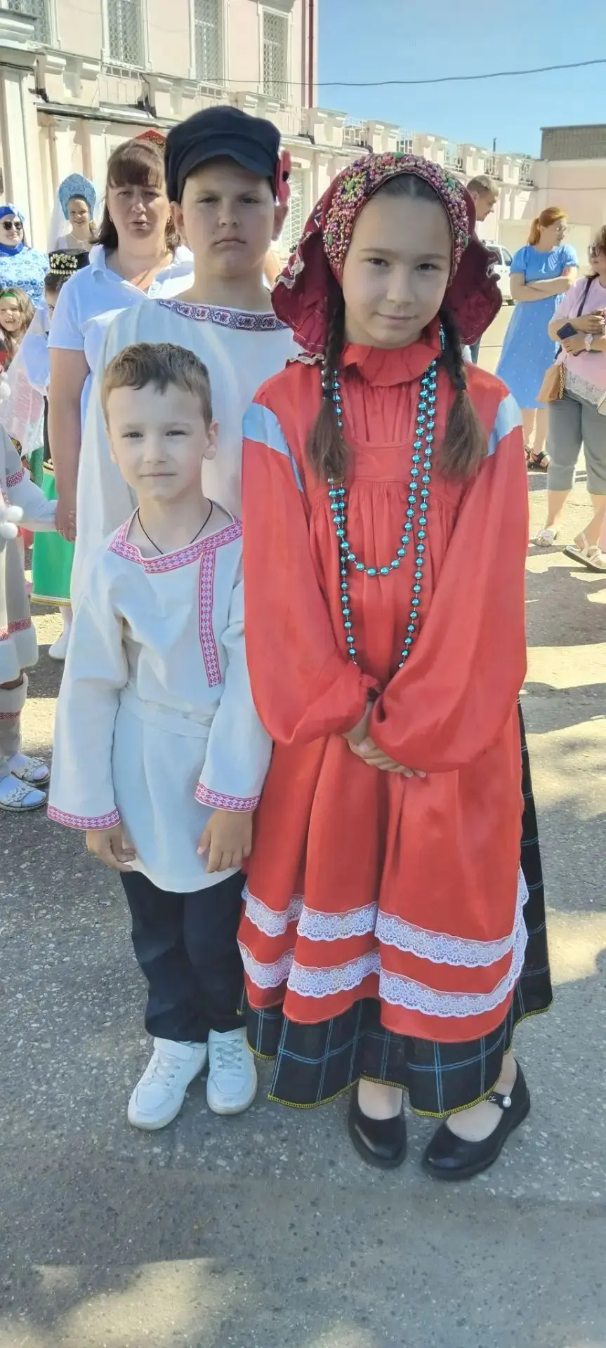 🎉 Наша школа — в числе активных участников празднования Дня города! 🎉

Наши ученики и учителя с ра