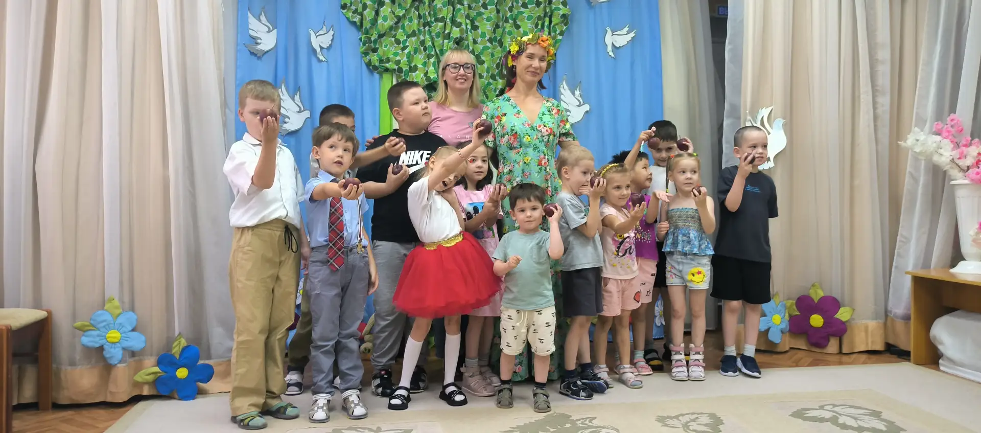 Летний праздник радости и дружбы: день, наполненный улыбками!
17 июня у нас состоялся особенный летн