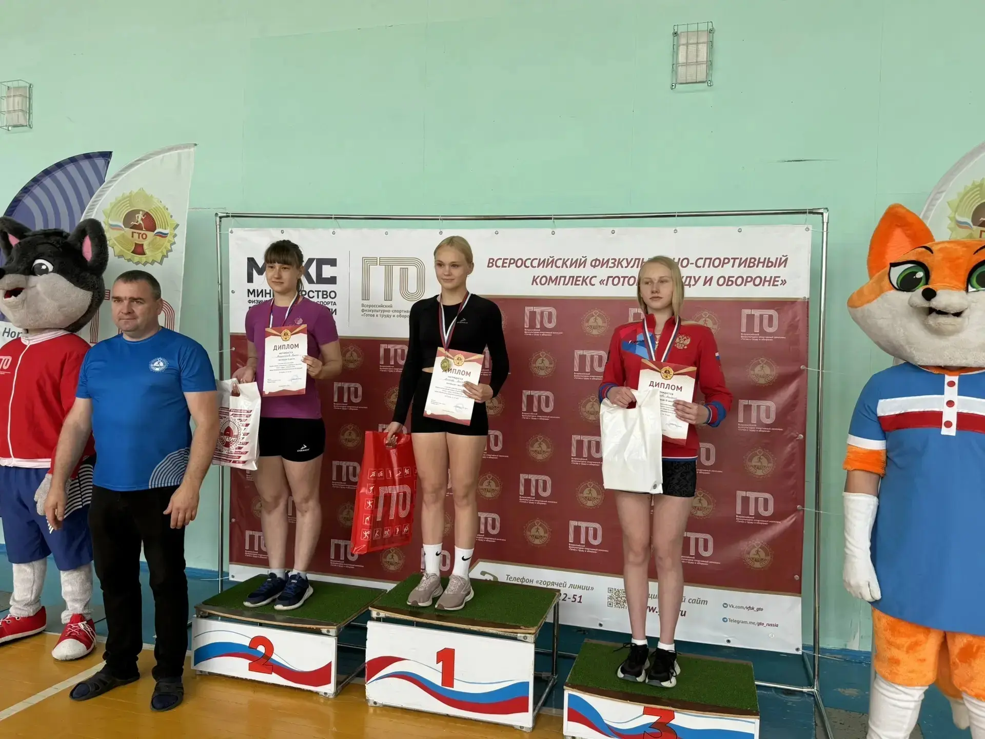 🏆МЫ ХОТИМ ВСЕМ РЕКОРДАМ НАШИ ЗВОНКИЕ ДАТЬ ИМЕНА!