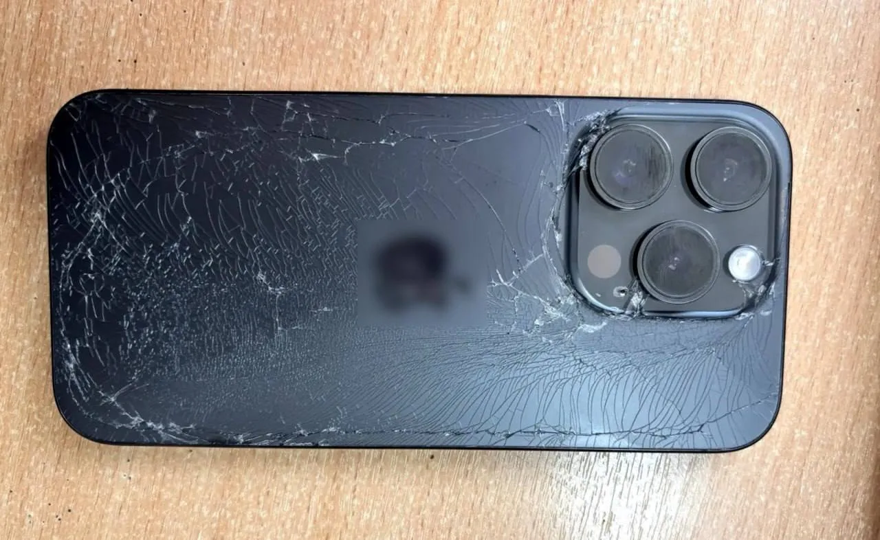 🤯В Погарском районе мужчина разбил чужой телефон из-за громкой музыки

В селе Дареевск на улице про