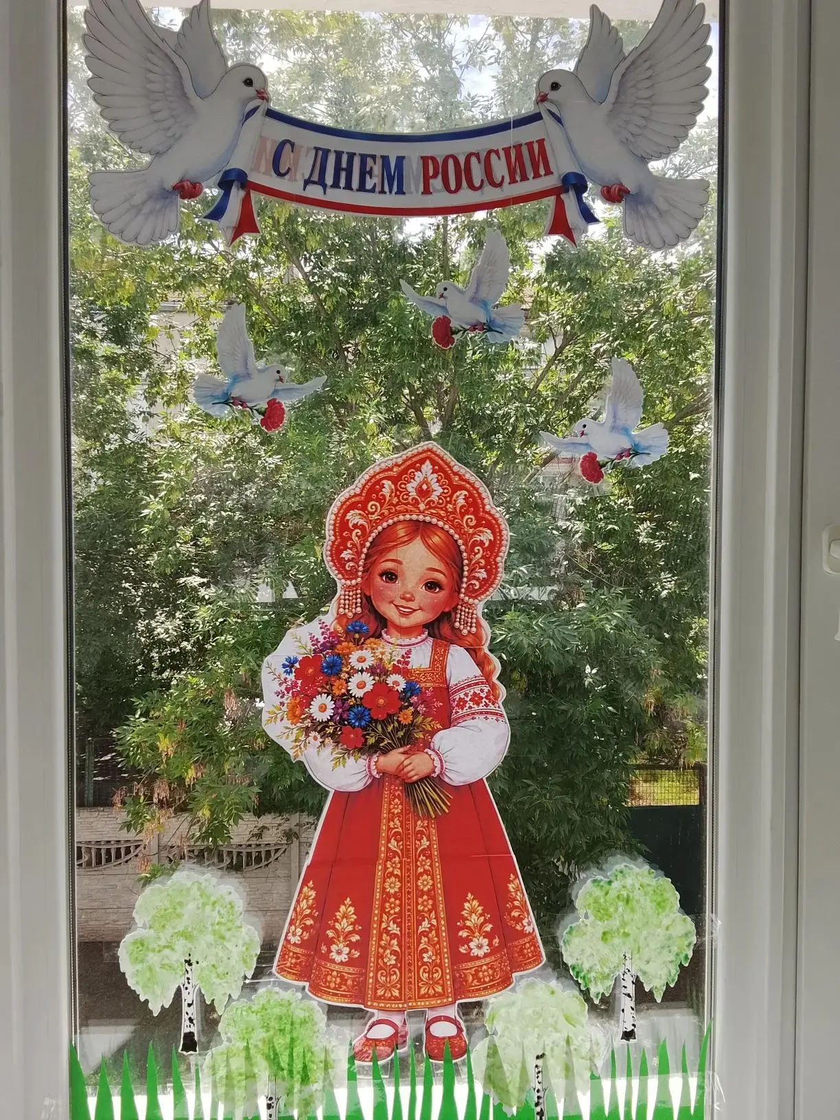 Воспитаники ГБУ ДОО ЗО "Детский сад№3"Ласточка" присоединились к всероссийской акции #ОКНАРОССИИ185,