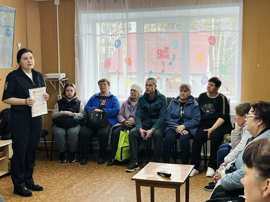 В Вохме трудовые коллективы стали участниками единого дня профилактики, организованного сотрудниками