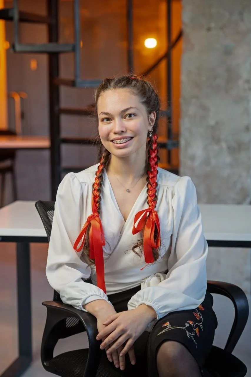 Ресутова Арзы, наша талантливая и трудолюбивая ученица, солистка Ансамбля народного тан...