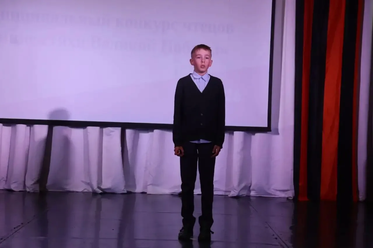 🎖️ГОЛОСАМИ БУДУЩЕГО О ГЕРОИЧЕСКОМ ПРОШЛОМ 🎤  5 мая в Янинском культурно-досуговом центре прошёл VI м