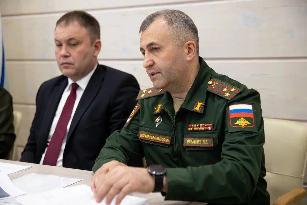 Совместно с заместителем Генерального прокурора Российской Федерации Сергеем Зайцевым, губернатором 
