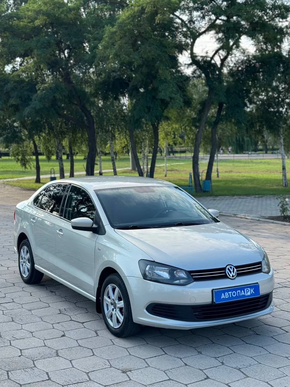 🚙 Volkswagen Polo 

💰Цена: 850 000р
🏢Город: Мариуполь
📅Год выпуска: 2013
🧾Пробег: 199 640 км.
⚙