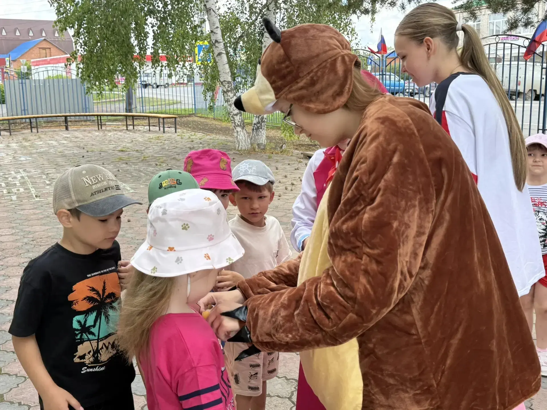 Посещение детьми старшей группы "Фантазёры" ЦДТ

Дети старшей группы "Фантазёры" впервые посетили Це