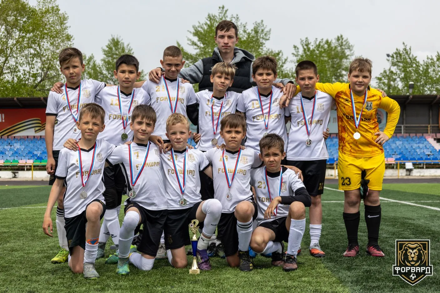 «ФОРВАРД-2015» – СЕРЕБРЯНЫЙ ПРИЗЁР «КОЖАНОГО МЯЧА»🥈