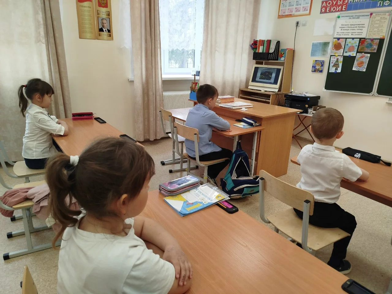 В 1 классе прошла беседа "Трагедия Чернобыля", посвящённая одной из самых серьёзных тех...