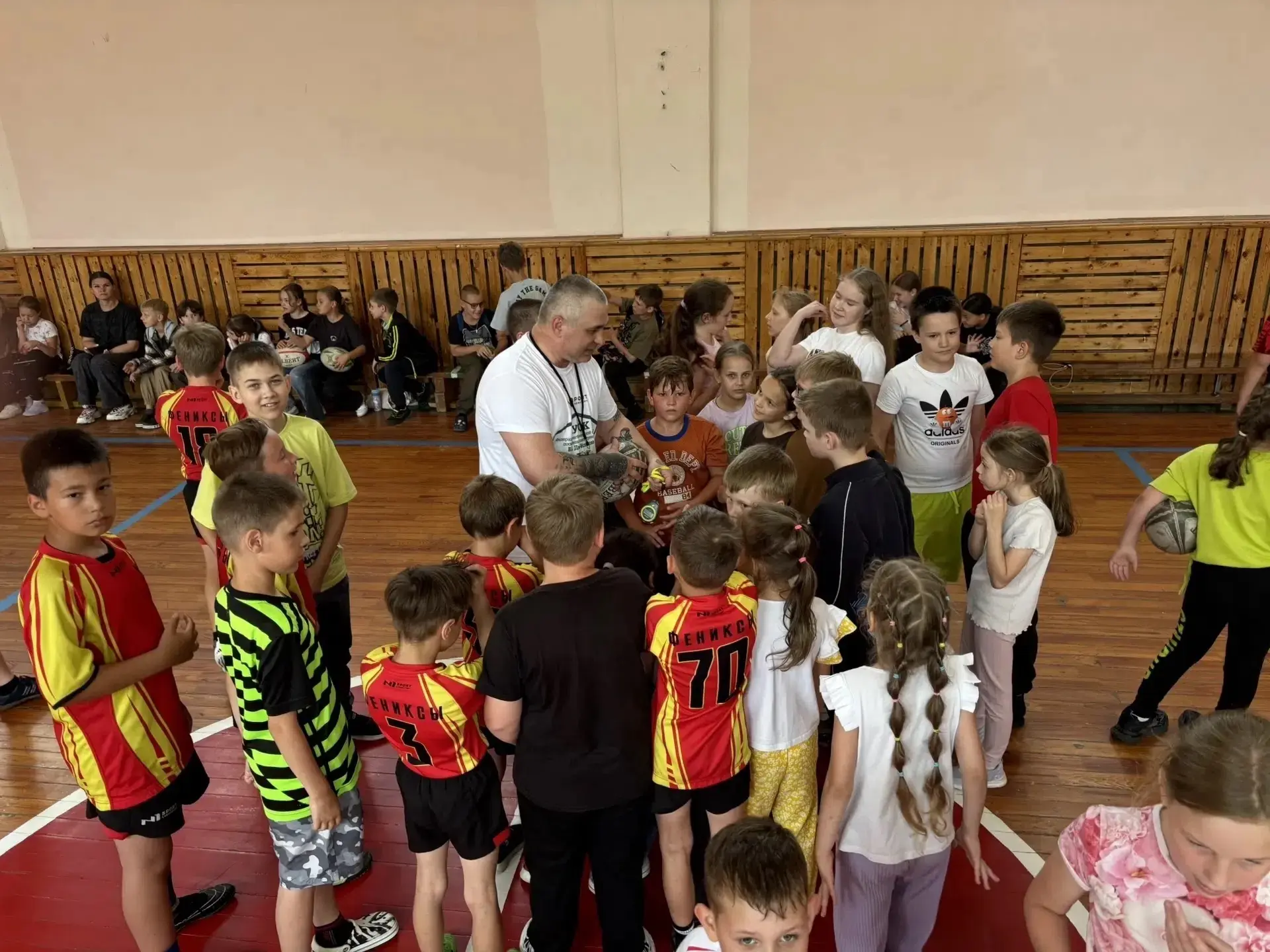 15 июня в СОШ N26 города Пензы было весело 🔥🏉😀
Тренер-преподаватель СШ по регби "Локомотив" г. Пе