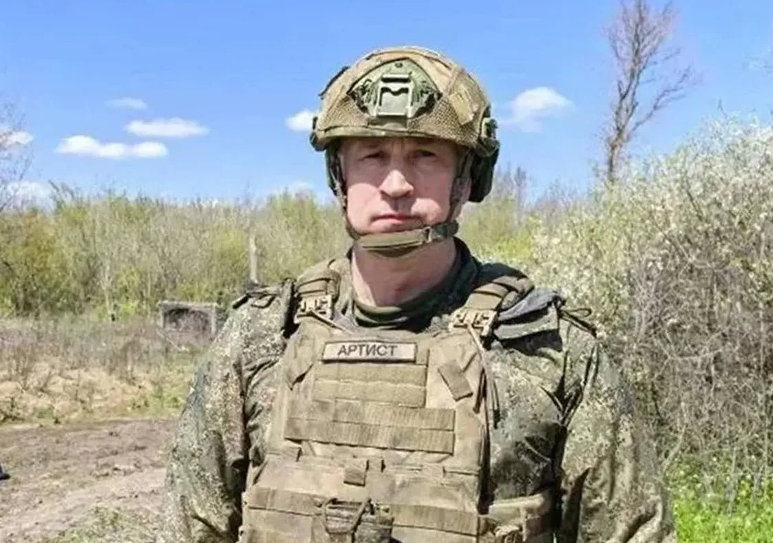 Офицер с позывным «Артист» командует артиллерийским взводом. У бойцов его группировки свободного вре