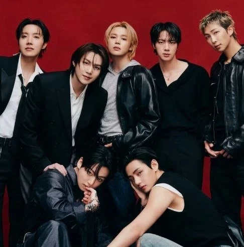 BTS стали самым награждаемым азиатский артистом на American Music Awards, с 11 победами.
