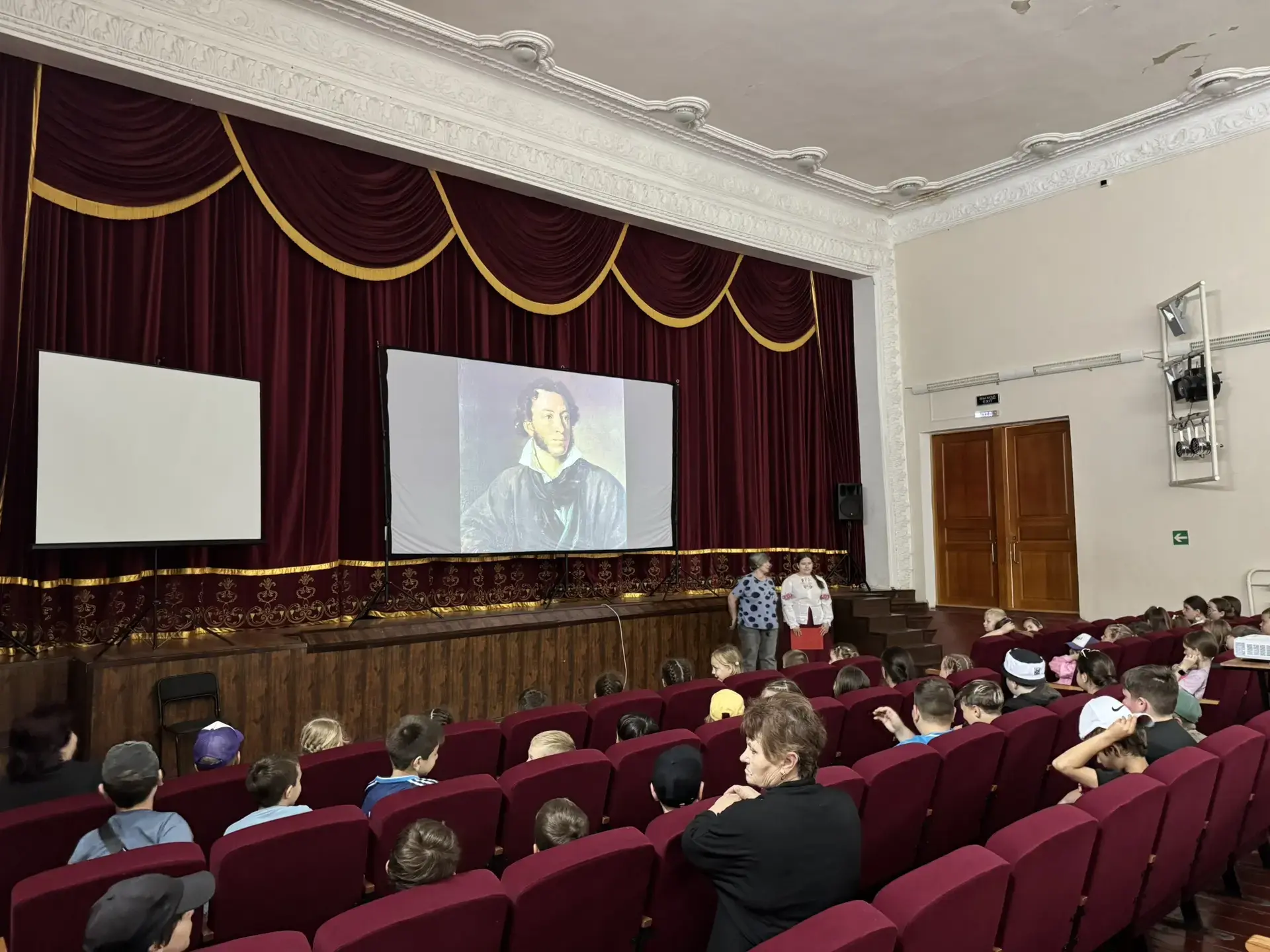 ЗА КОТОМ УЧЁНЫМ В СКАЗКУ РУССКУЮ ВОЙДЕМ                    
 6 июня 2026 года в сельском Доме культу