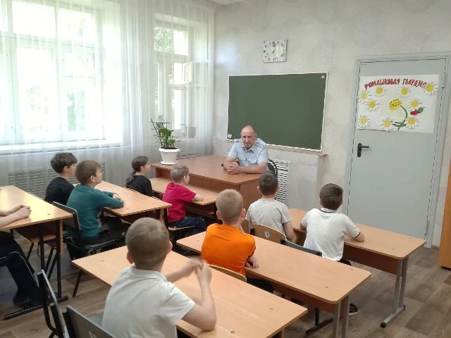 В рамках реализации мероприятий совместного плана работы Центра «Приют надежды» с ГПДН МОМВД России 
