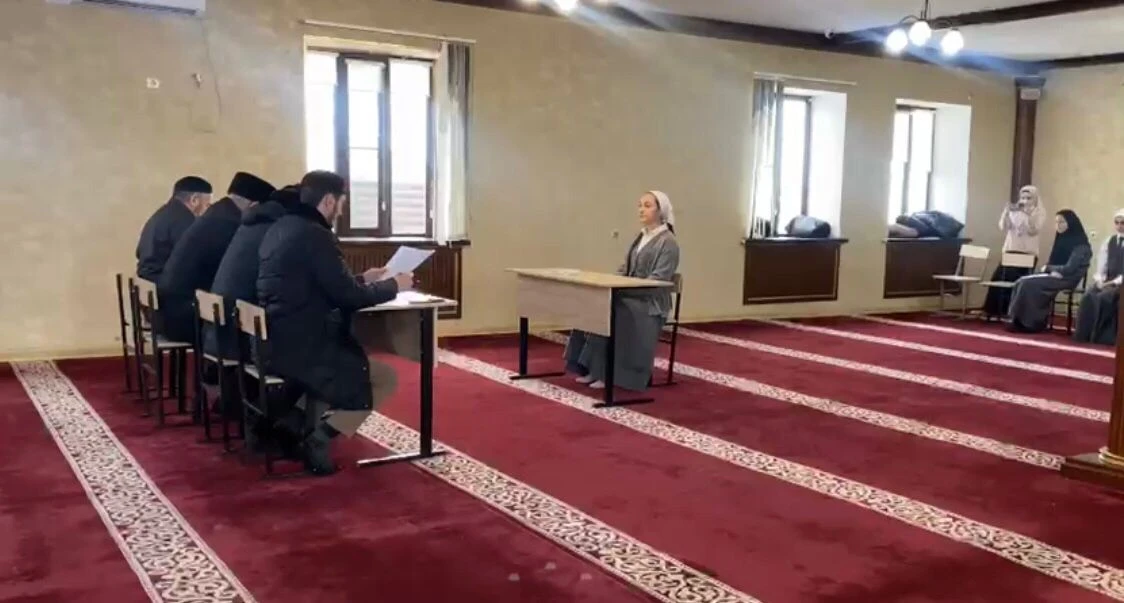 Завершился школьный этап республиканского конкурса «намаз- священный долг мусульманина», где ученица