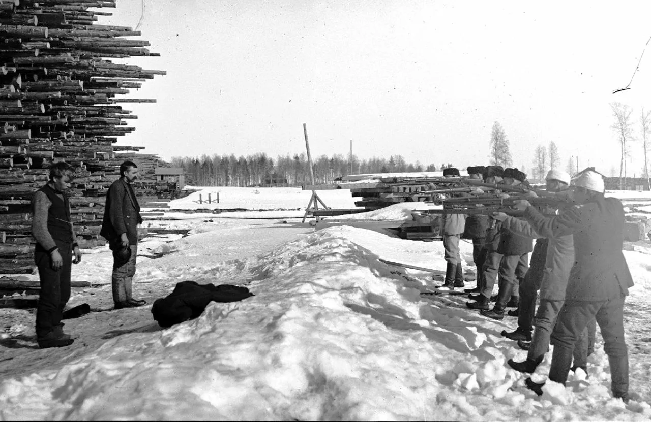 Расстрел пленных красногвардейцев во время гражданской войны, Финляндия, 1918 год
