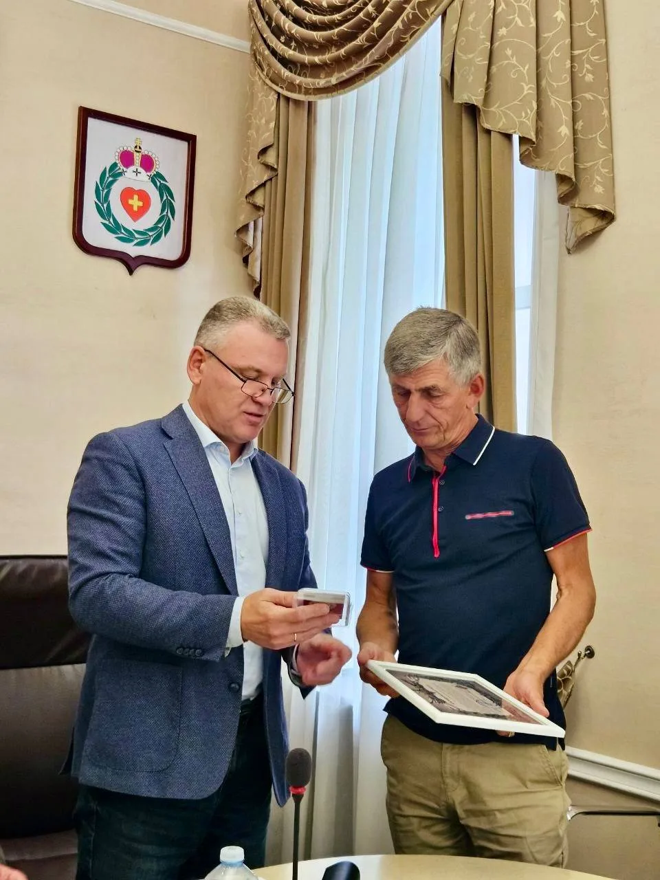 Депутат Боровской окружной Думы Вячеслав Иванюшко отмечен медалью «За содействие СВО» и...