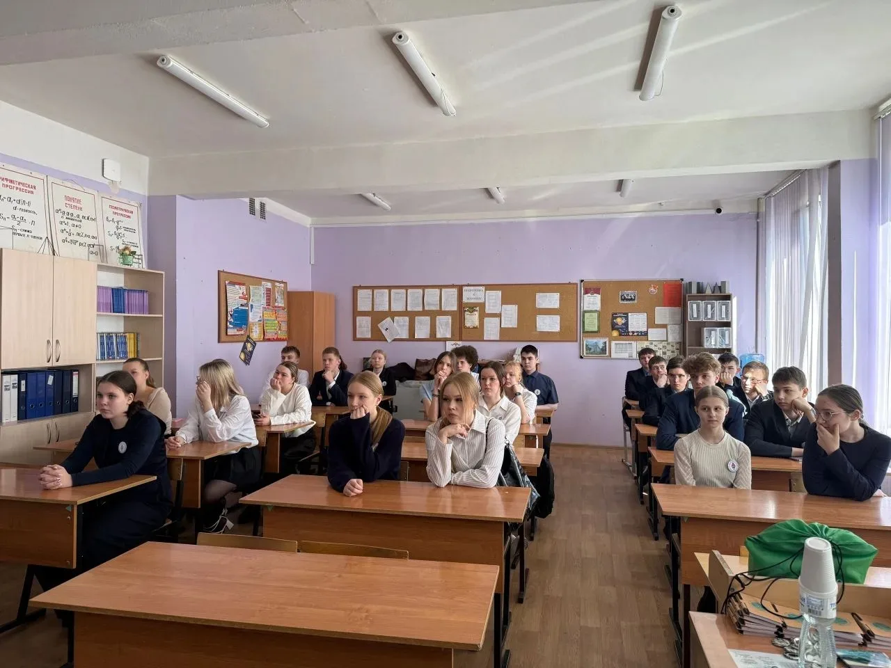 ПГУПС в Кингисеппе  Преподаватели ПГУПС презентовали вуз на ярмарке профессий в Кингисеппе 9 апреля 