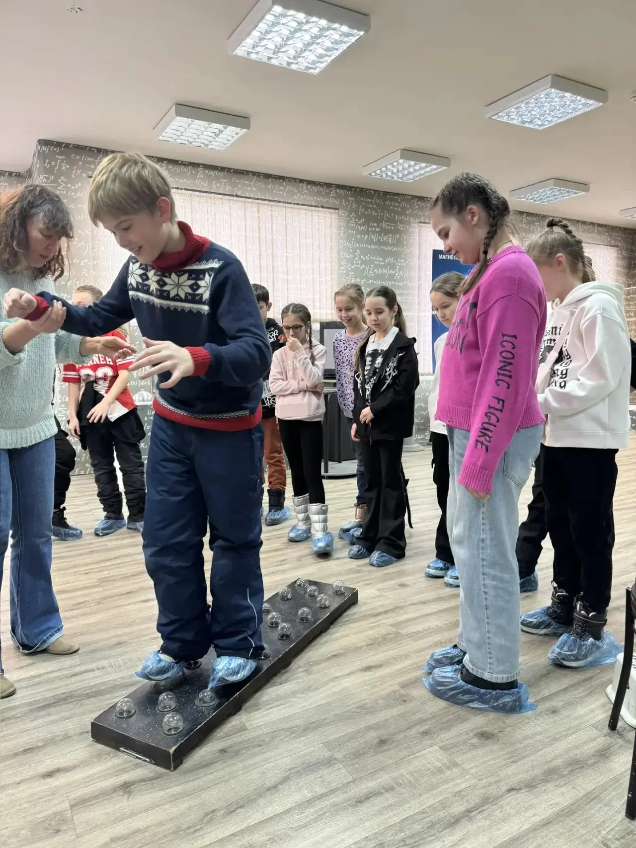 КАНИКУЛЫ С ПОЛЬЗОЙ!    ✨27 февраля ученики 4 «В» класса вместе с классным руководителем Павлищевой М