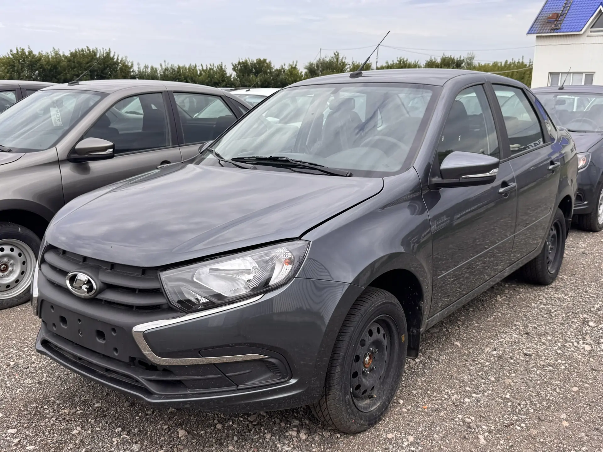 🚗 Lada Granta седан