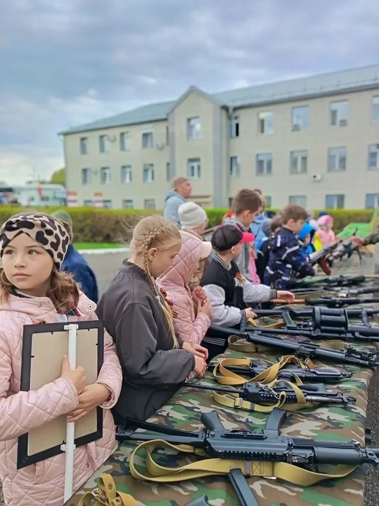 🇷🇺Сегодня юные железнодорожники приняли участие в торжественном мероприятии у Обелиска памяти сотруд