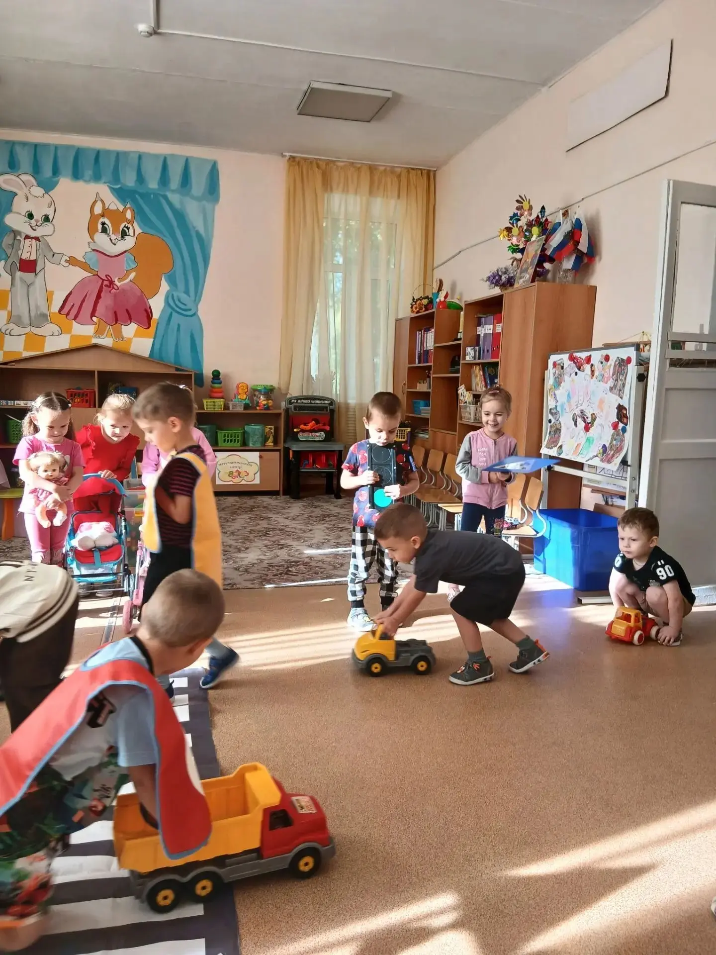 🫱В группе "Почемучки" прошла сюжетно-ролевая игра "Перекрёсток", в ходе которой ребята...