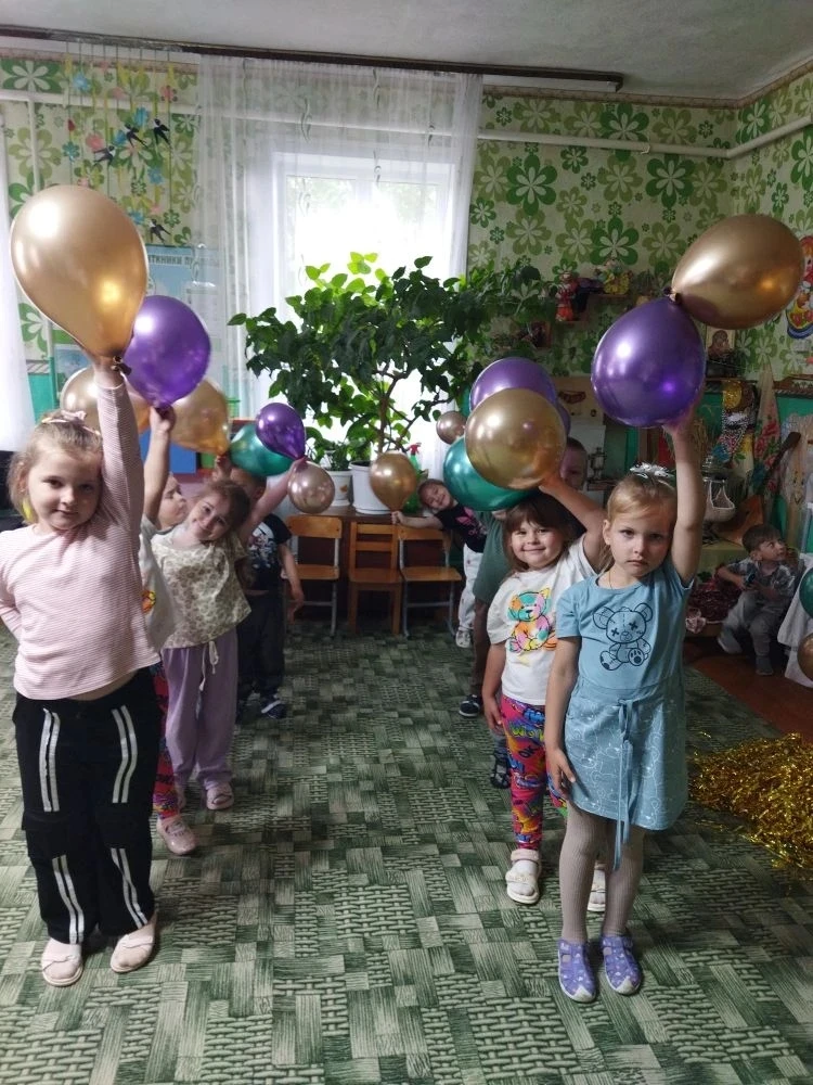 Самое дорогое, что может быть в жизни человека - это дети. И сегодняшний день посвящен маленьким гра