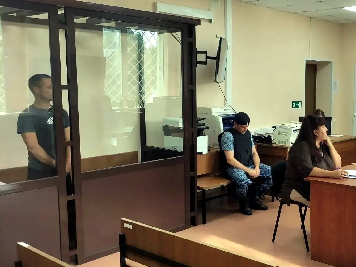 Семейный разговор с летальным исходом: пасынок из Лухского района ответит в суде за смерть отчима

В