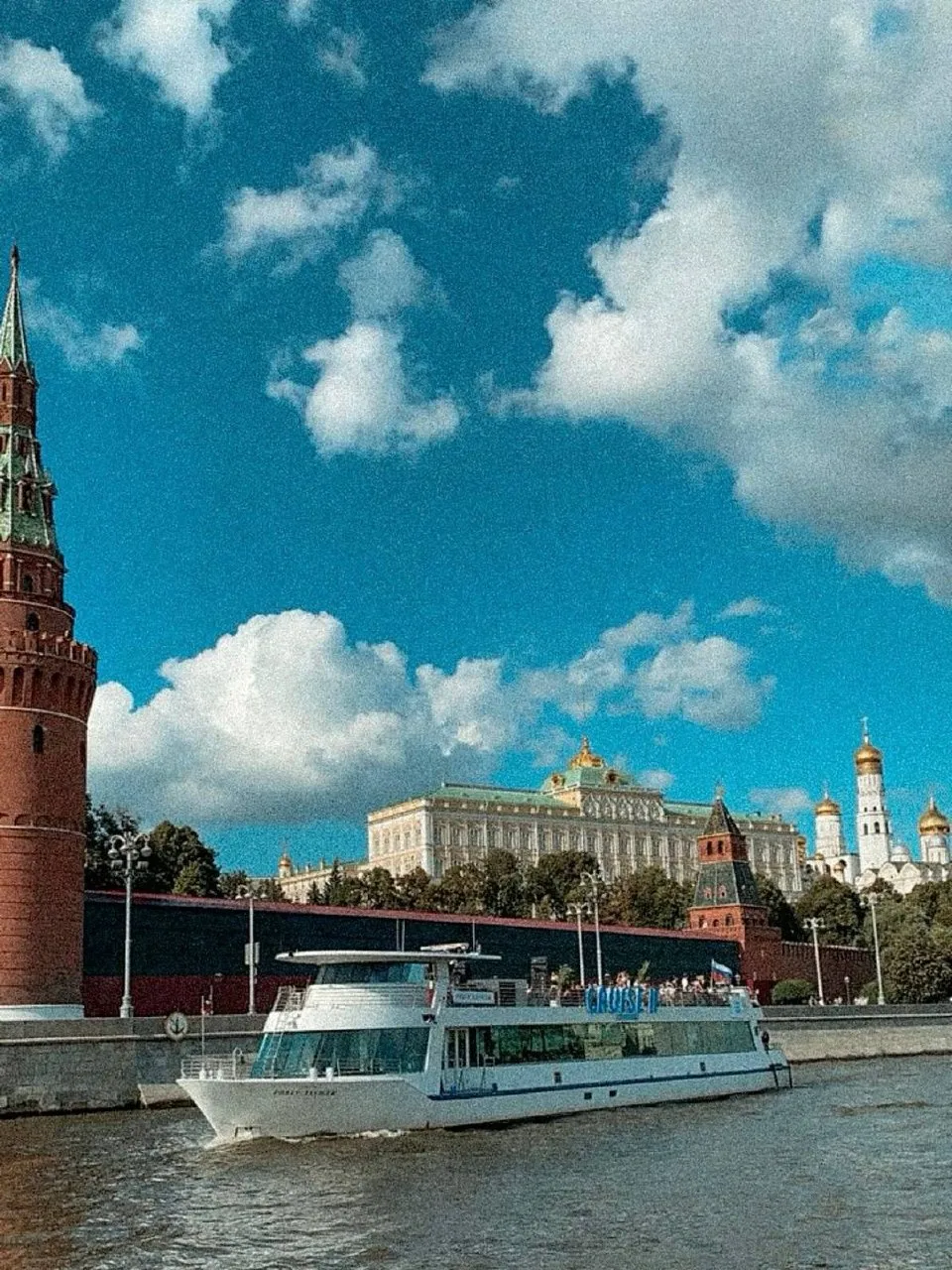 Закрываем сезон прогулок на теплоходах