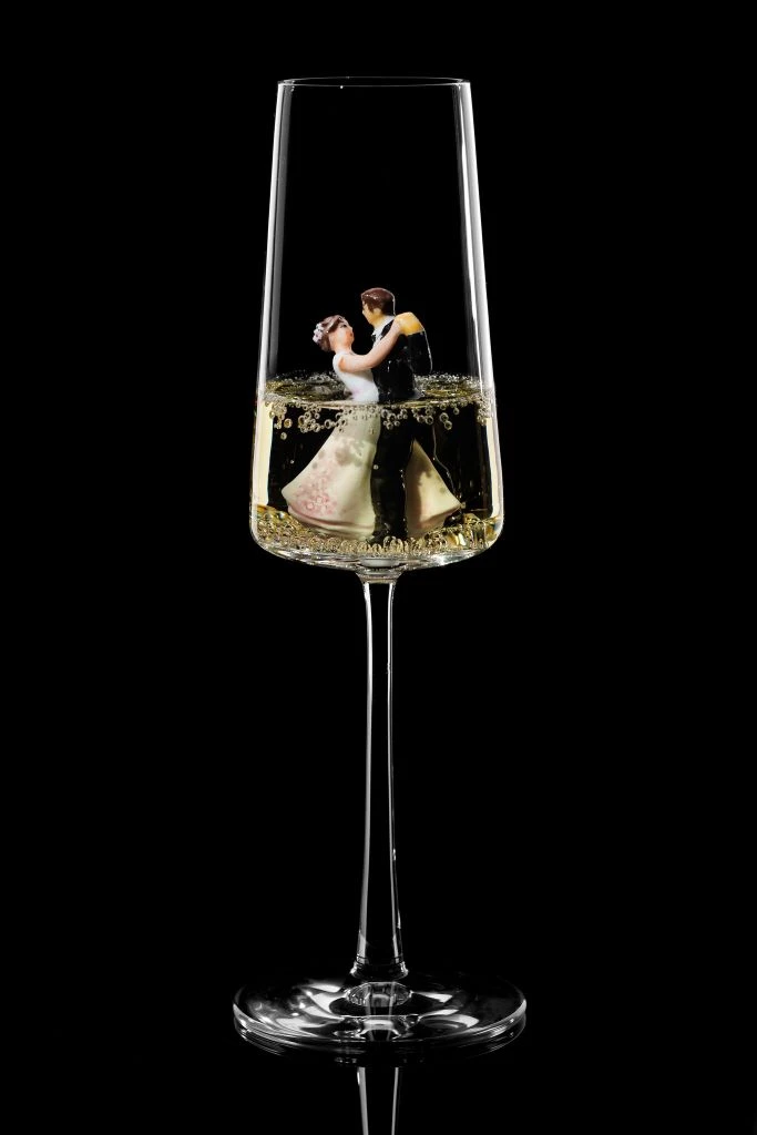 🥂👰‍♀🤵‍♂ Впереди лето — традиционный сезон свадеб.