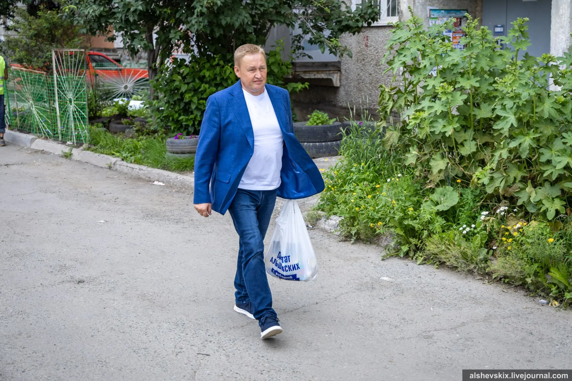 Ветеранские организации объединяют неравнодушных.

Волонтерство, совместные мероприятия, наставничес