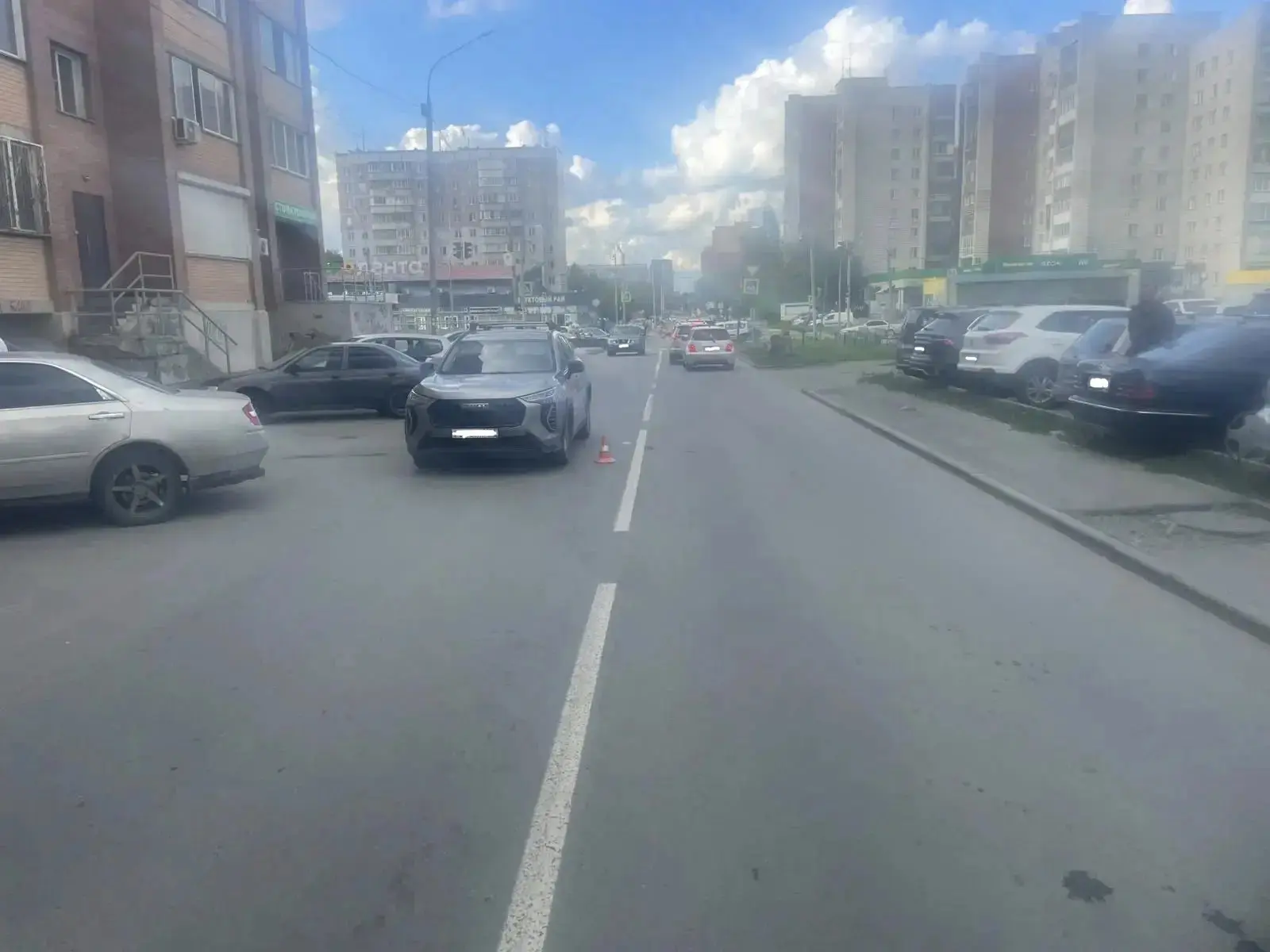На улице Плахотного 72  Haval сбил 12-летнего мальчика, который перебегал дорогу 😢