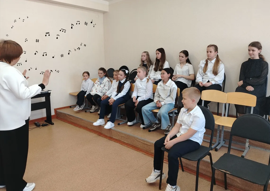 Преподаватель Фоменко Татьяна Николаевна провела классный час на тему «Мир эстрадного вокала».
Мероп