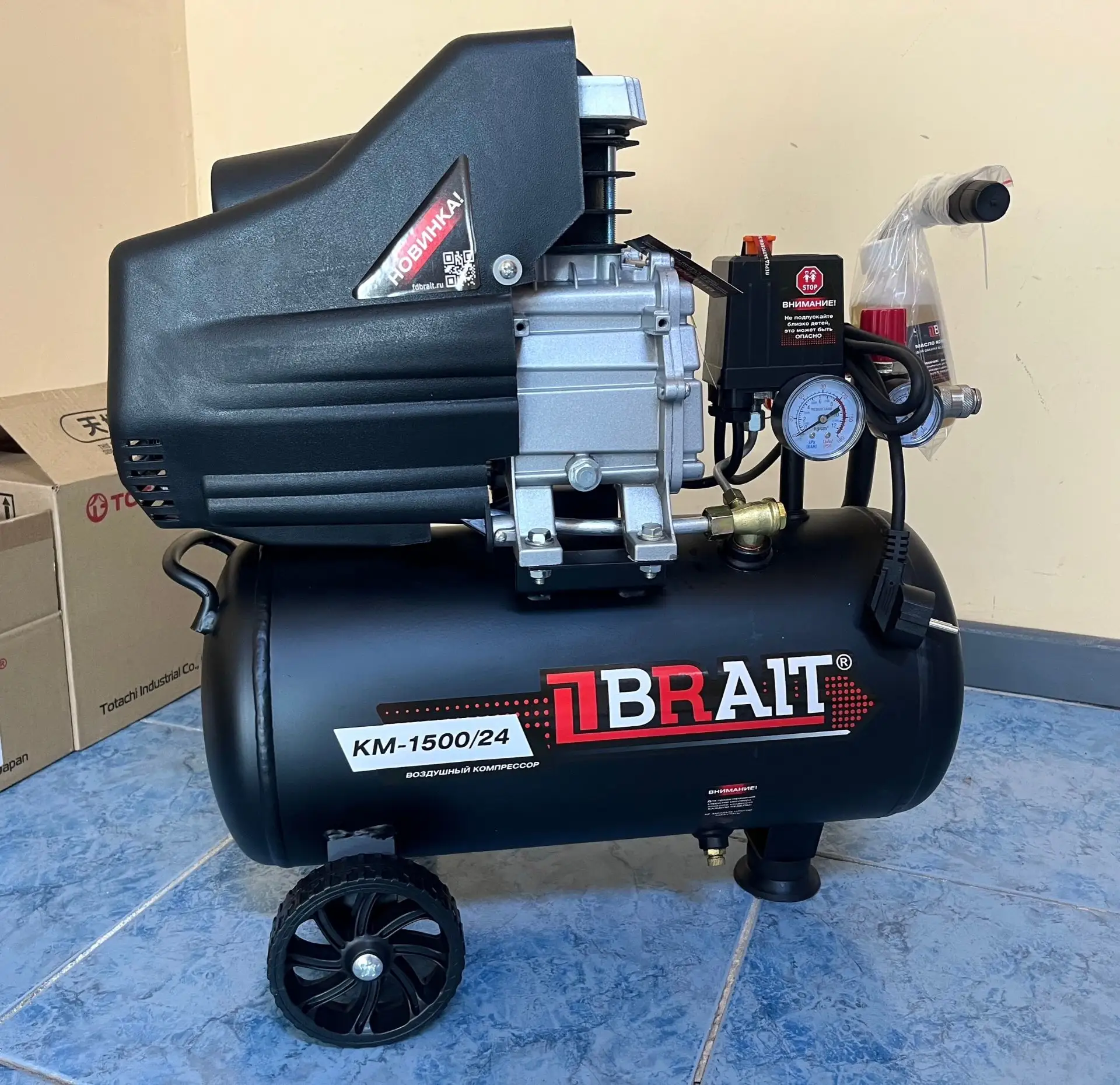 Воздушный компрессор Brait KM-1500/24