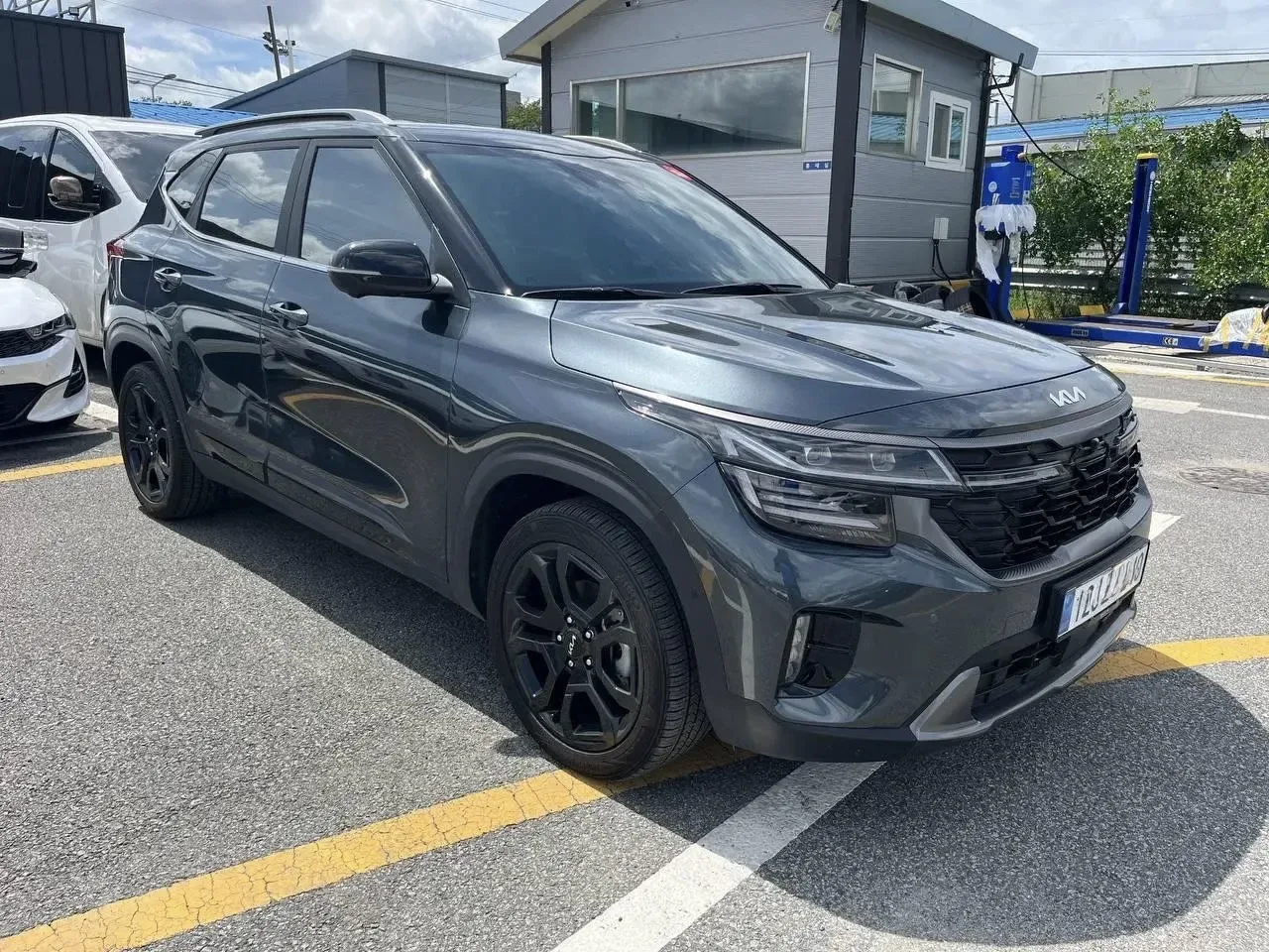 KIA SELTOS 2023 под заказ из Южной Кореи🇰🇷

Для нашего клиента Андрея из г. Томска приобрели стиль