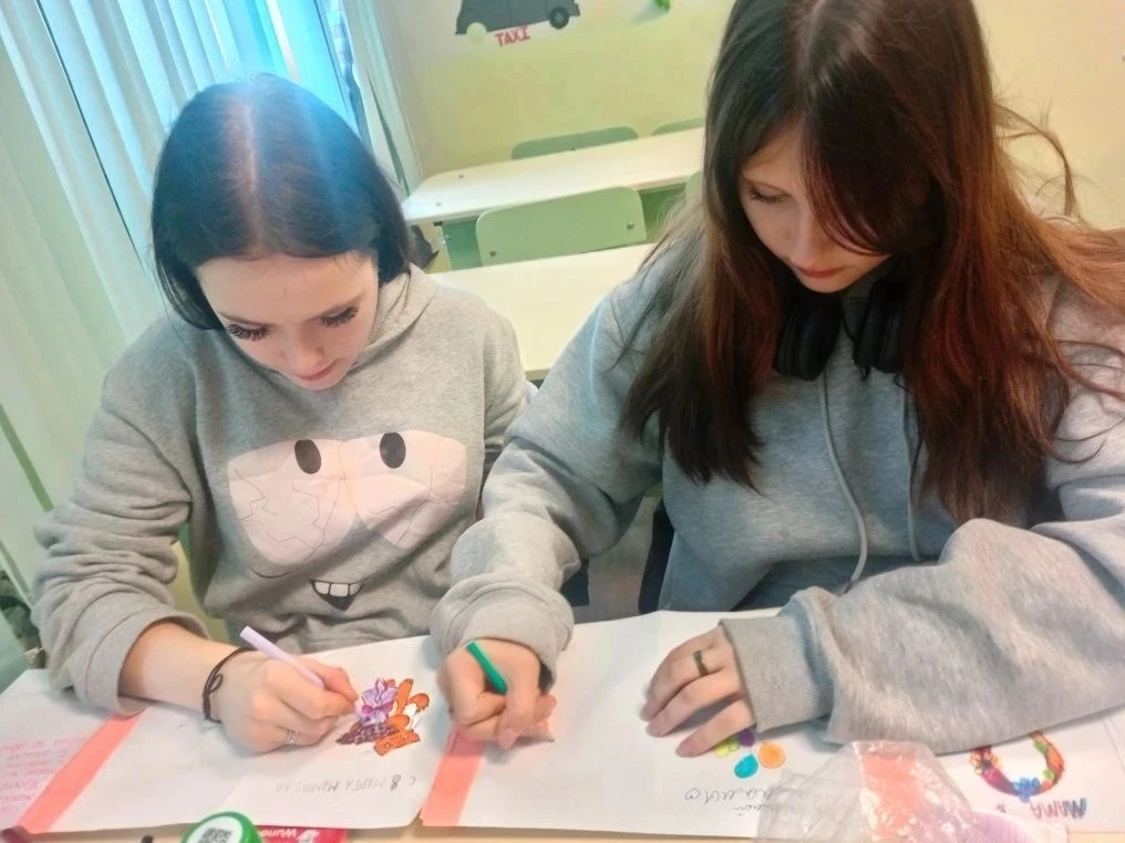💖 "Вам, любимые": море тепла и нежности от Движения Первых нашей школы! 💖  В преддверии Международно
