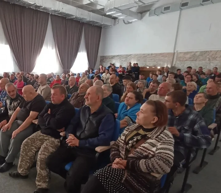 💥💫🌟К нам приехал ансамбль «Вечёрка» под руководством Антона Заволокина - будто с вес...